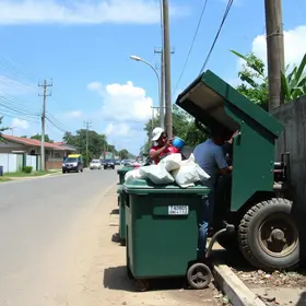 falta de coleta de lixo